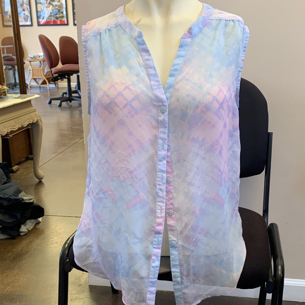 Canyon River Blues Pastel Sleeveless Button up Blouse